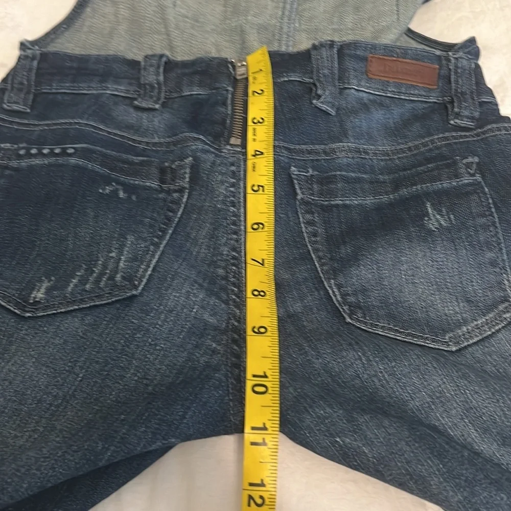 Blank NYC Size 25 Skinny Leg Overalls Whiskered Fading Ankle Zipper - Picture 11 of 13